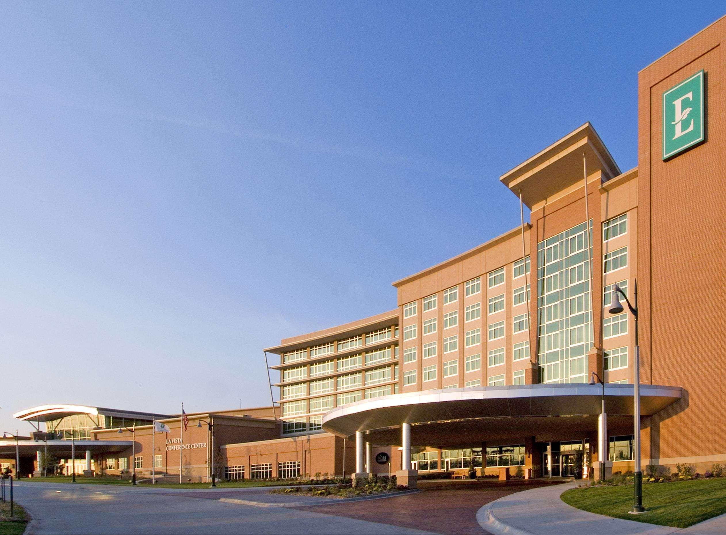 Embassy Suites Omaha- La Vista/ Hotel & Conference Center Exterior photo